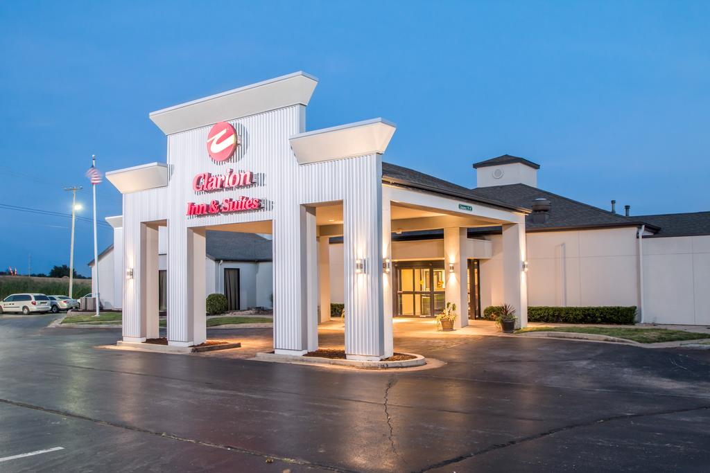 Clarion Inn and Suites Springfield