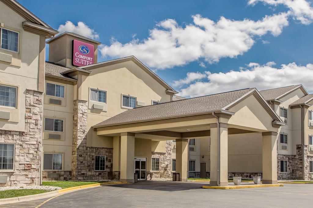 Comfort Suites Delavan