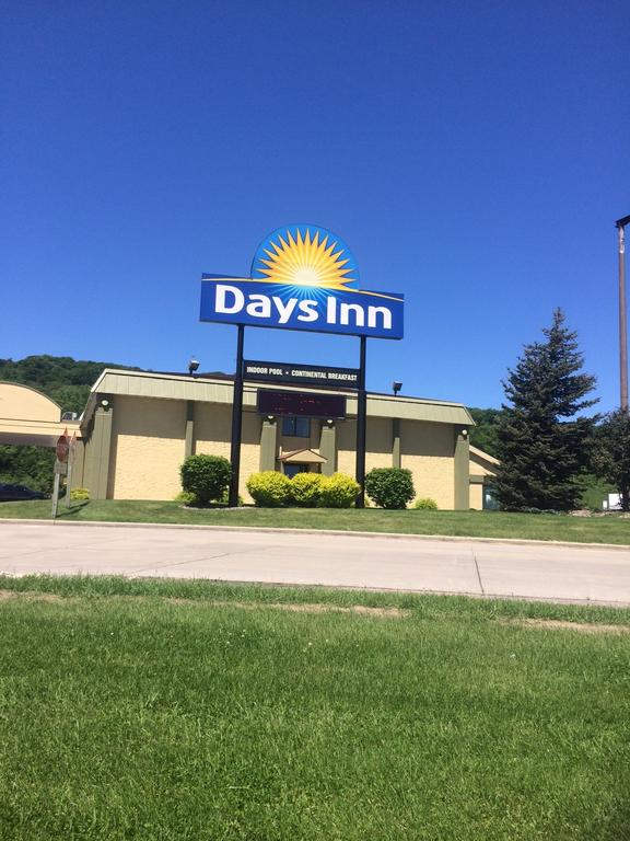 Days Inn Portage