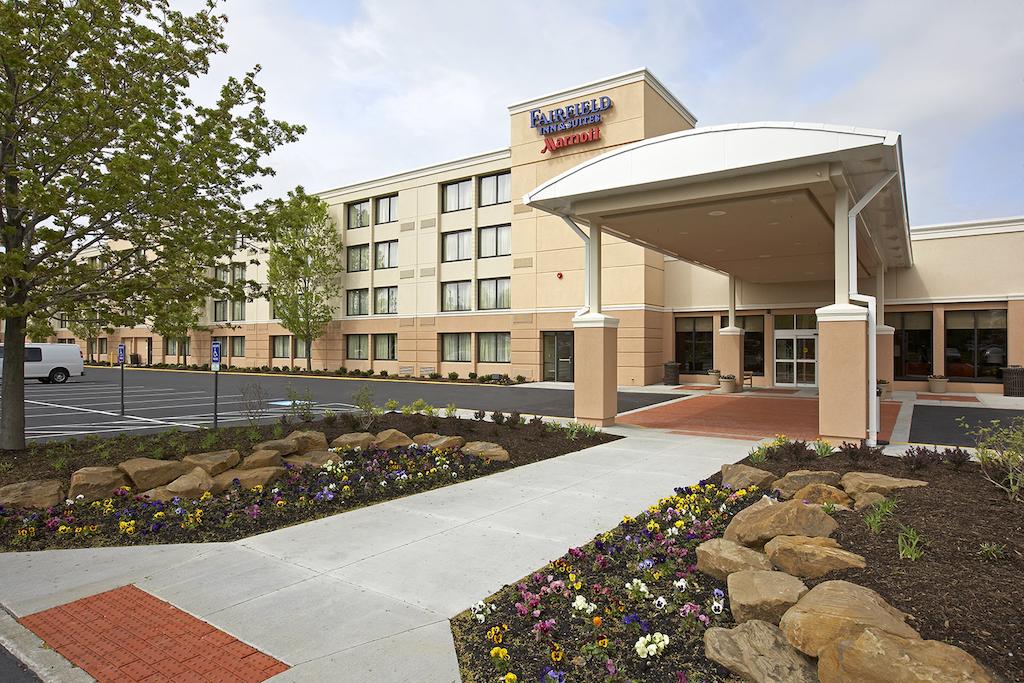 Fairfield Inn and Suites Cleveland Beachwood