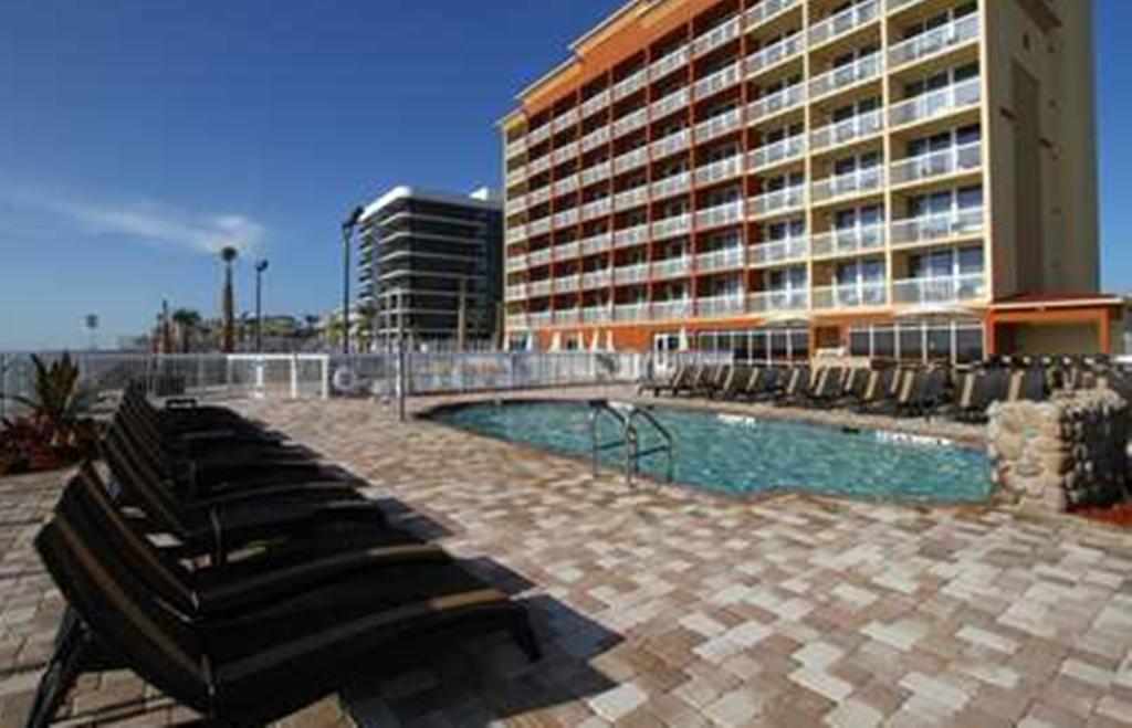 Hampton Inn Daytona Beach - Beachfront