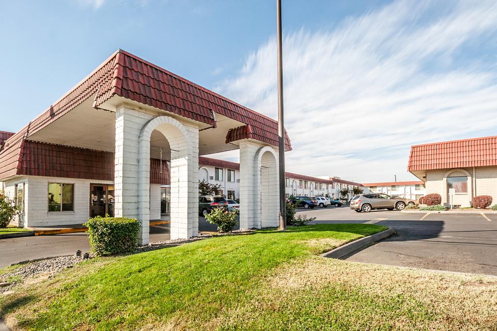 Motel 6 Hermiston - OR