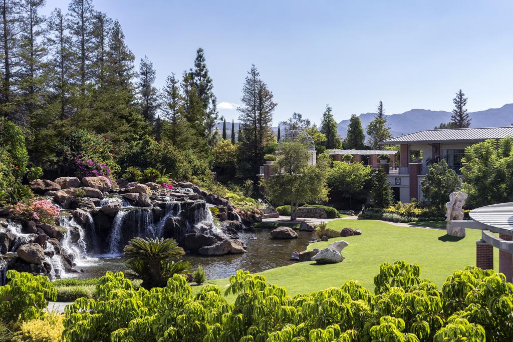 Four Seasons Westlake Village