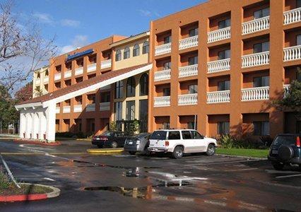 Comfort Inn and Suites Newark