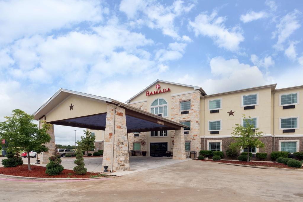 Ramada Gatesville