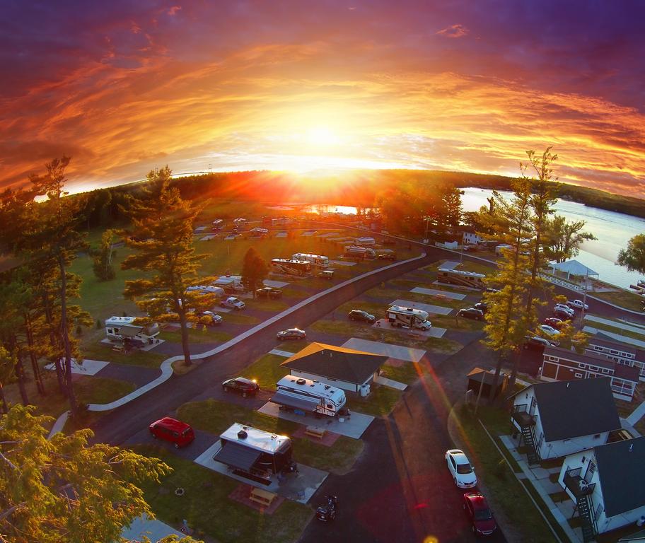 Swan Bay Resort Premier RV Park and Marina - A Cruise Inn Park