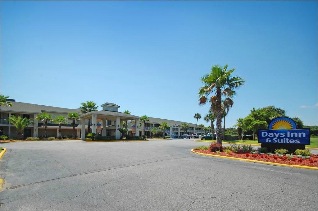 Days Inn and Suites Jekyll Island