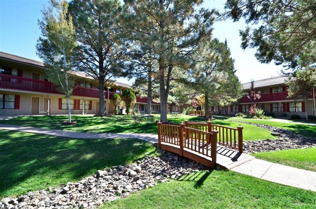 BEST WESTERN Pine Springs Inn