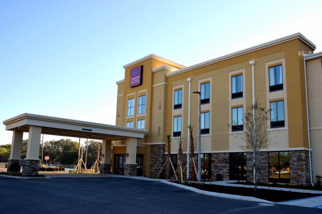 Comfort Suites near Rainbow Springs