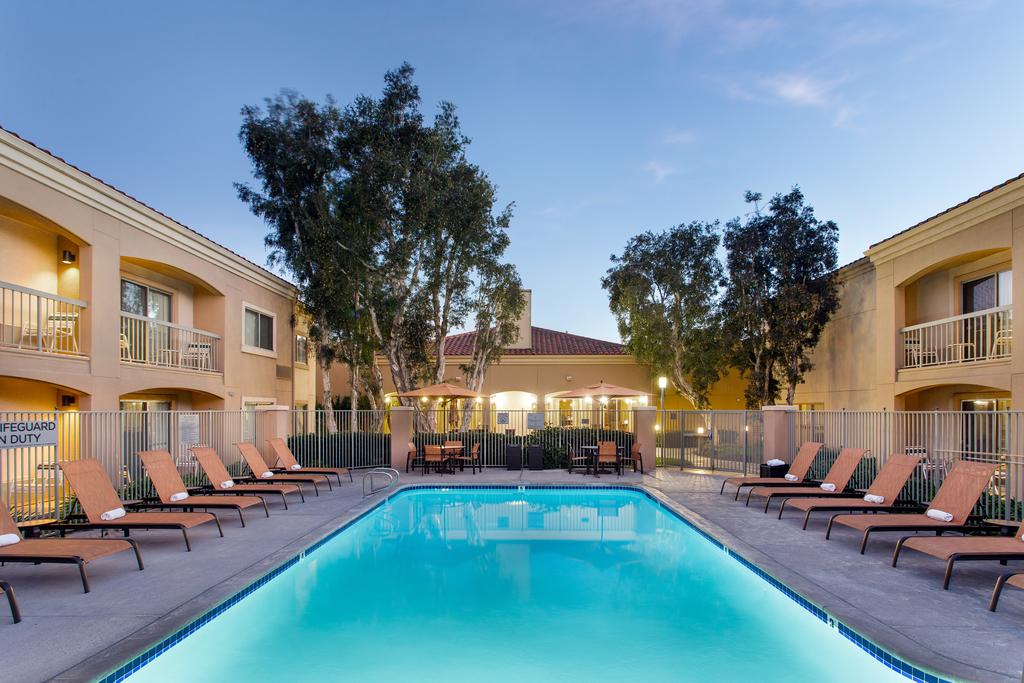 Courtyard Camarillo