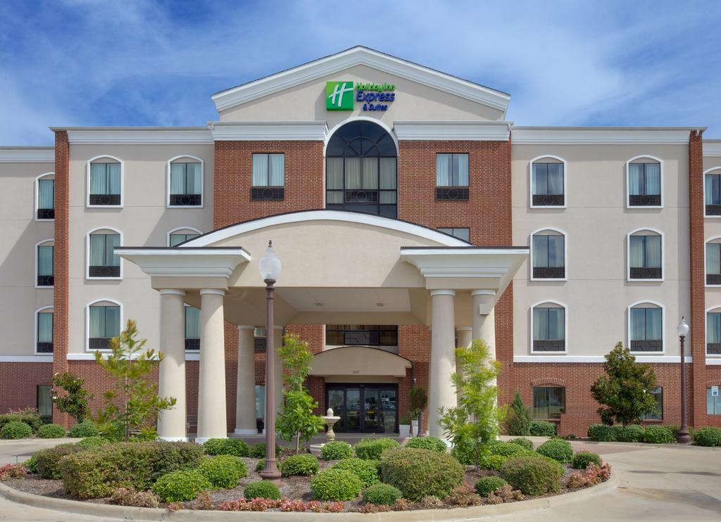 Holiday Inn Exp Stes Ennis