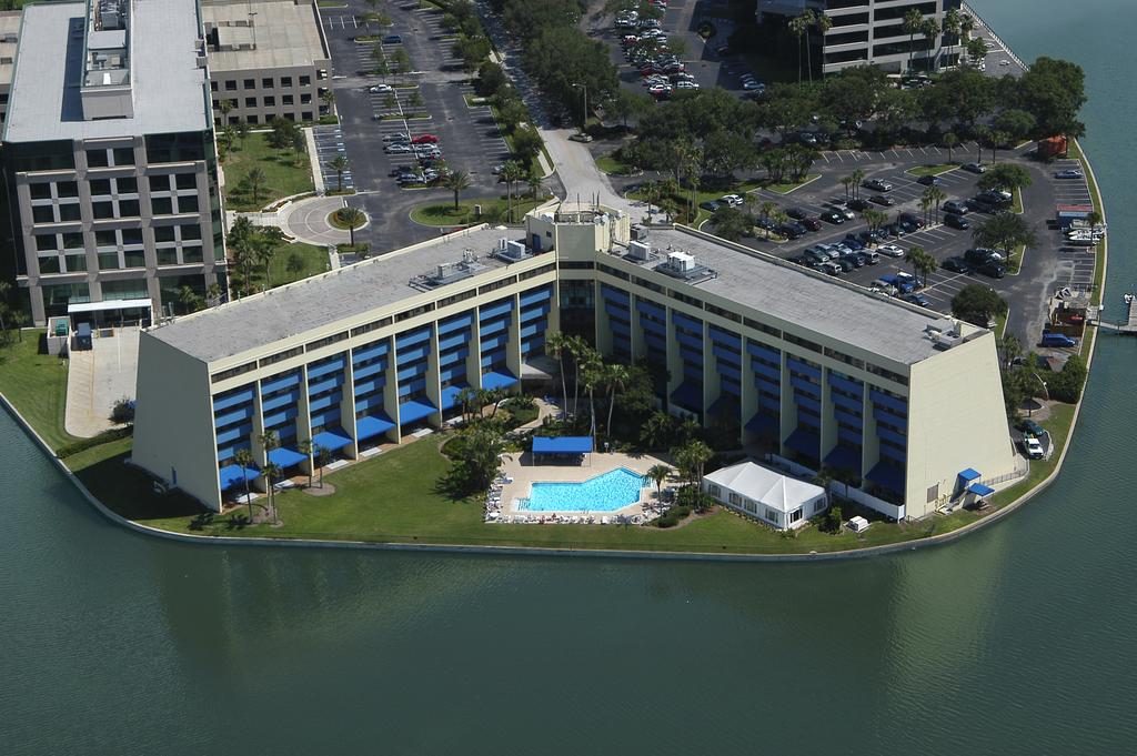 DoubleTree Suites by Hilton Tampa Bay