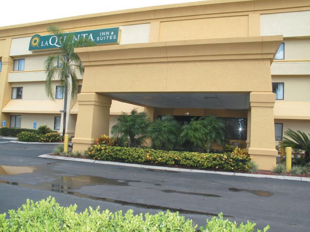 La Quinta Inn and Suites Tampa Brandon West