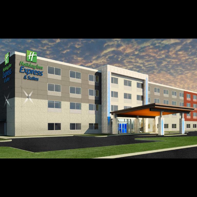 Holiday Inn Express and Suites Farmington Hills Detroit