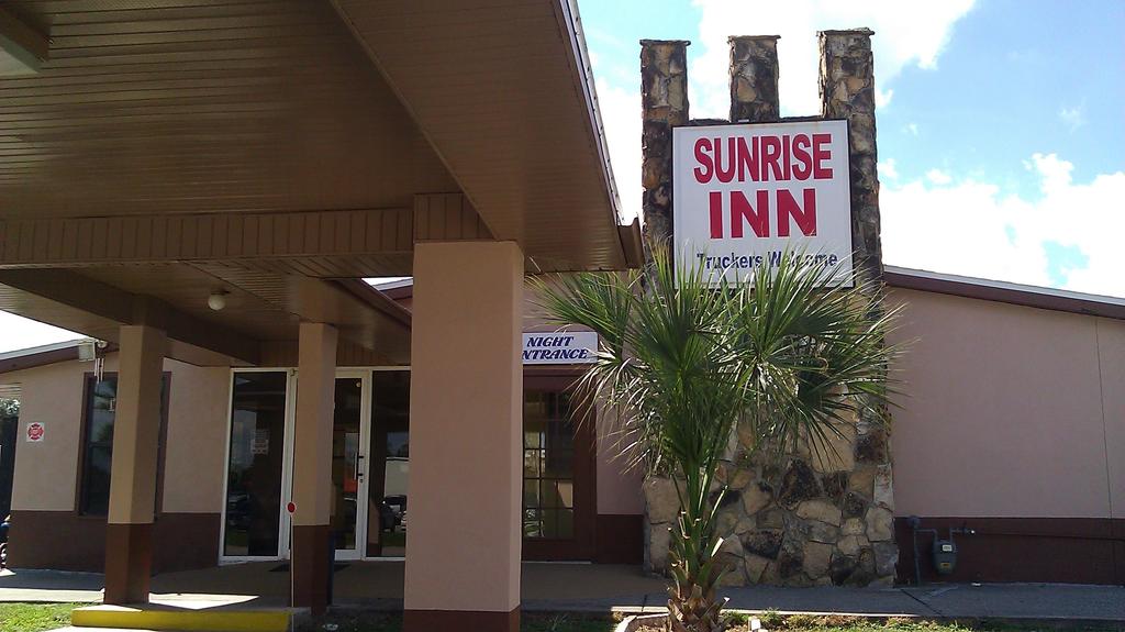 Sunrise Inn - Bradenton