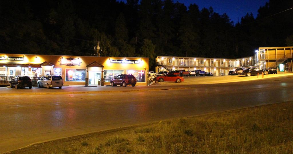 Deadwood Station Bunkhouse and Gambling Hall