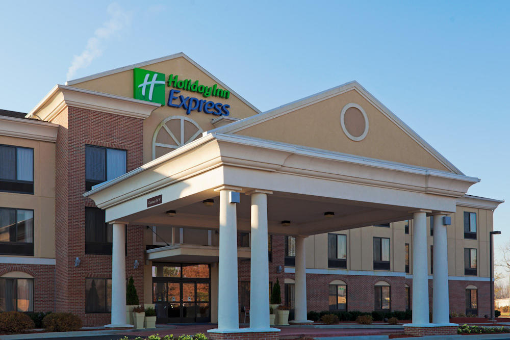 Holiday Inn Express and Suites Martinsville