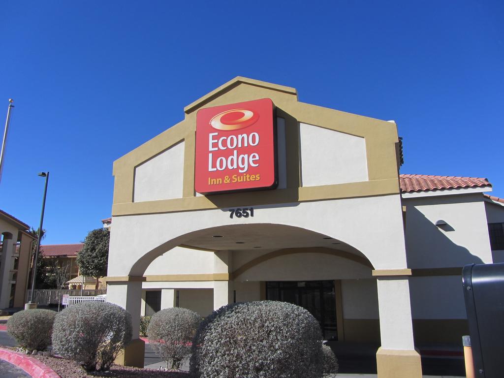 Econo Lodge and Suites El Paso