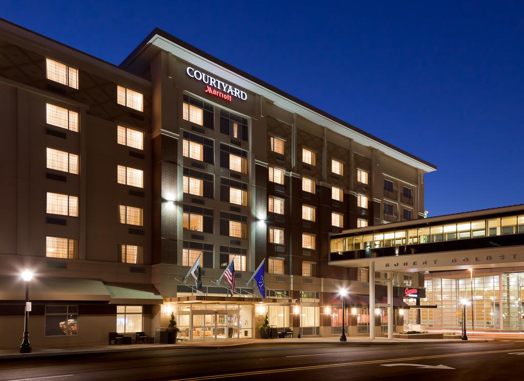 Courtyard Fort Wayne Downtown - Grand Wayne Convention Center