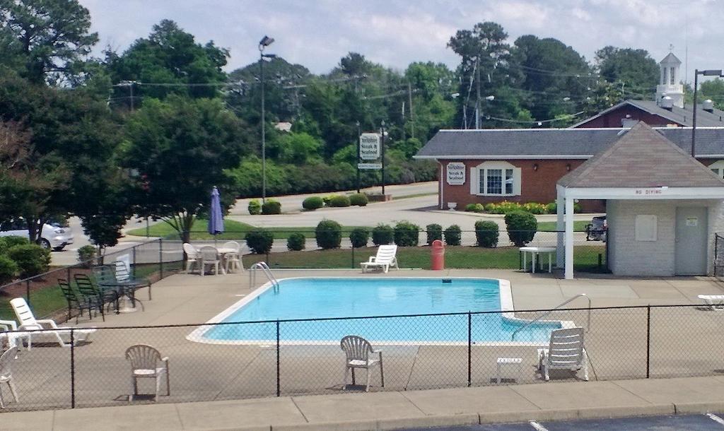 Quarterpath Inn and Suites