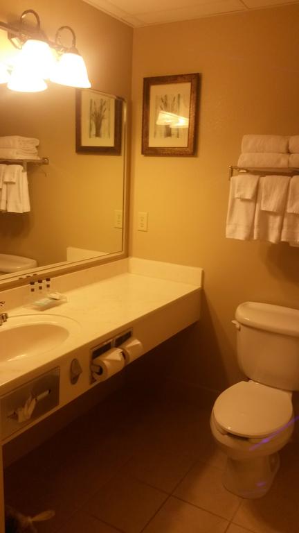 Country Inn and Suites By Carlson Marinette WI