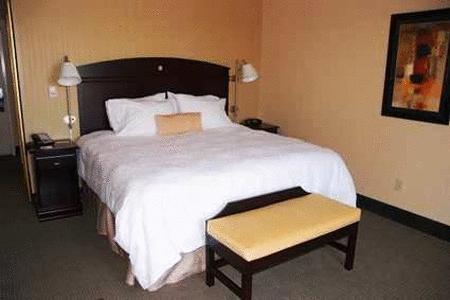 Hampton Inn and Suites Plattsburgh