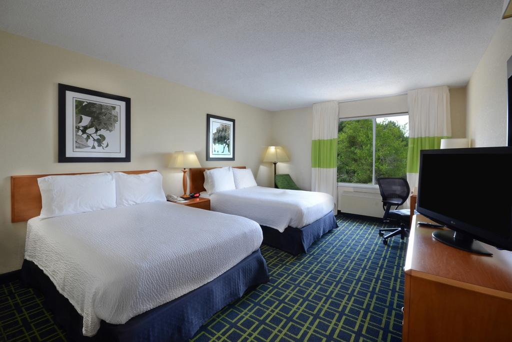 Fairfield Inn Greensboro Airport