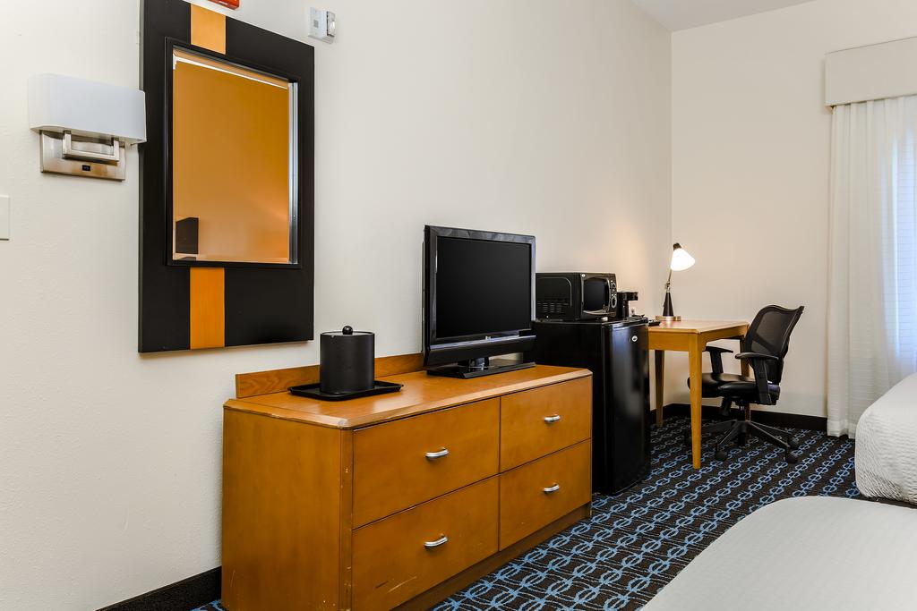 Fairfield Inn and Suites Wilkes-Barre Scranton