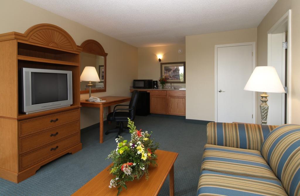 Quality Inn and Suites Georgetown