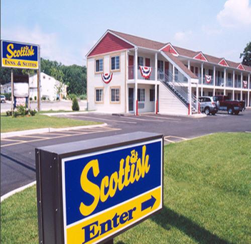 Scottish Inn and Suites