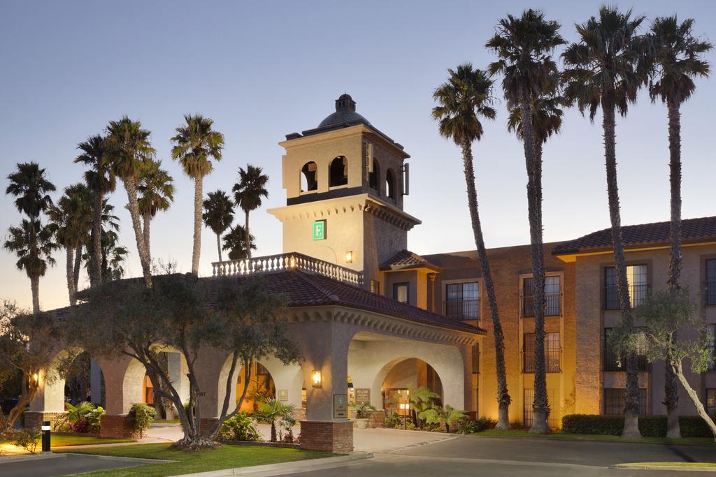 Embassy Suites Lompoc - Central Coast