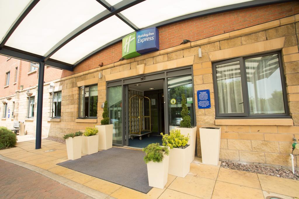 Holiday Inn Express Knowsley