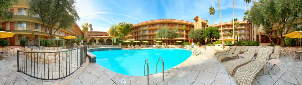 Embassy Suites Phoenix - Airport - 24th Street