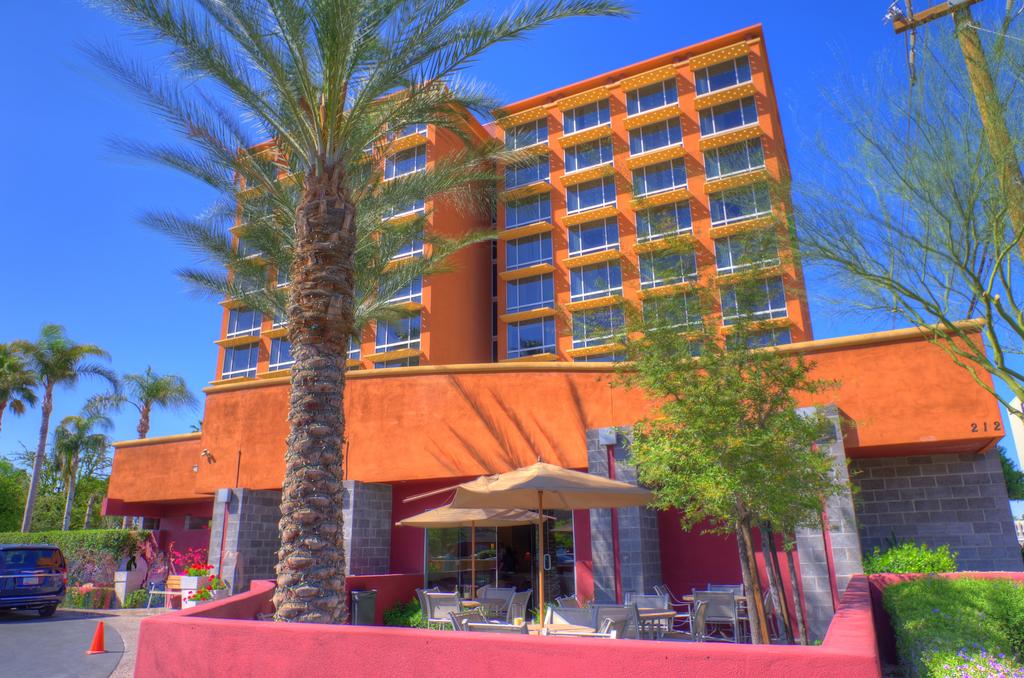 Ramada Phoenix