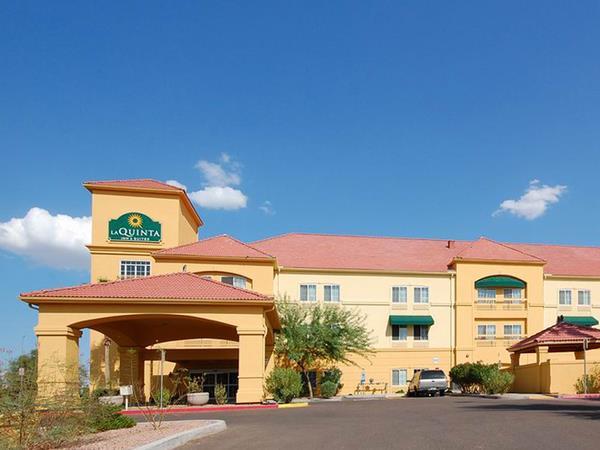 La Quinta Inn and Suites Phoenix I-10 West