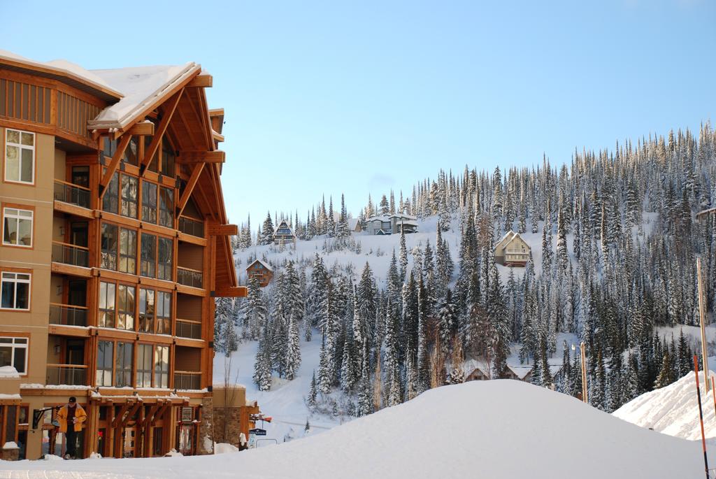 Schweitzer Mountain Resort White Pine Lodge