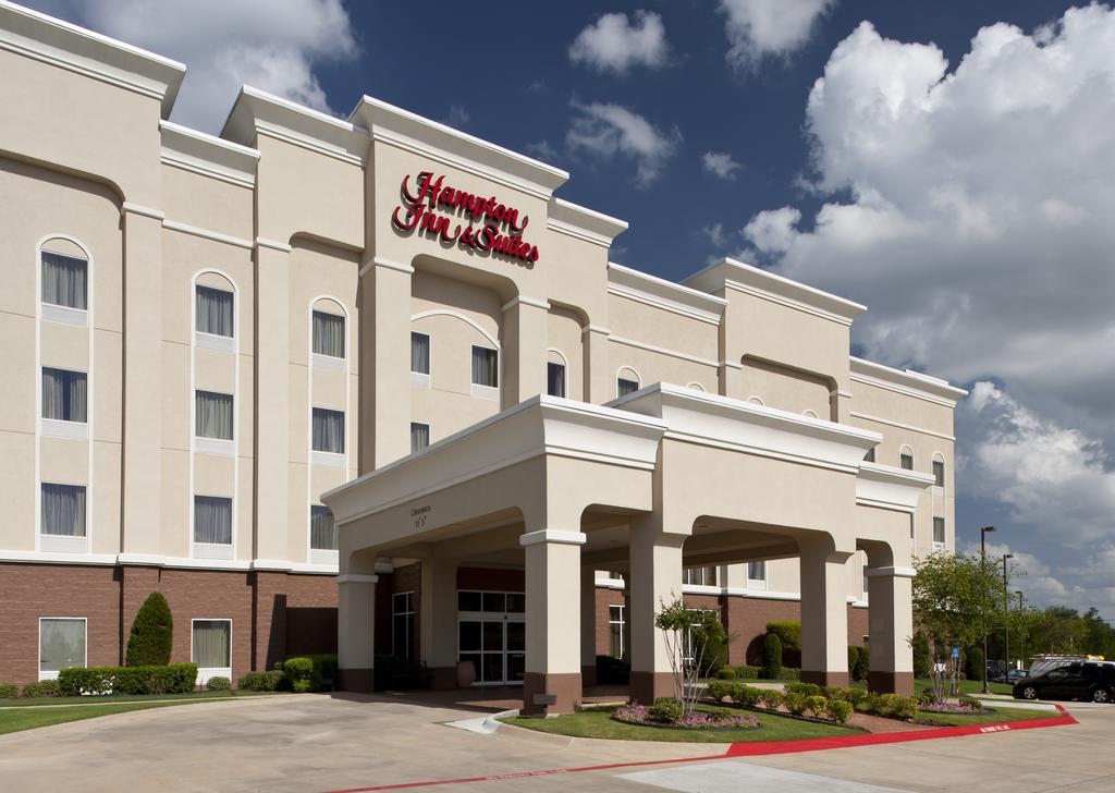 Hampton Inn and Suites Texarkana