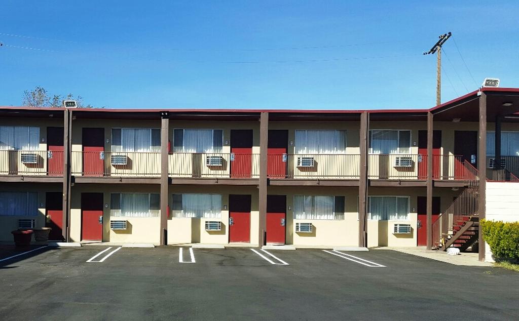 Red Roof Inn Mojave