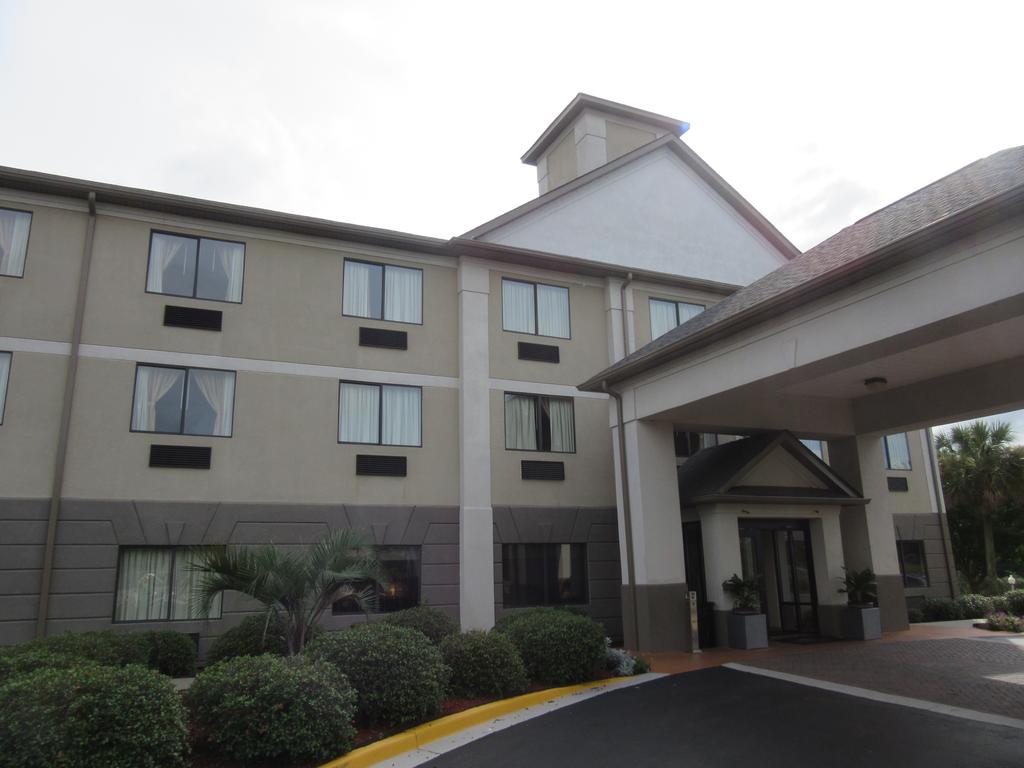 Baymont Inn and Suites Columbia Fort Jackson