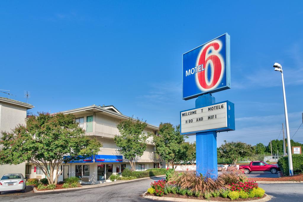 Motel 6 Columbia West SC