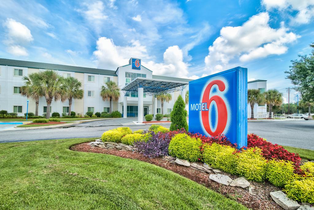 Motel 6 Columbia East SC