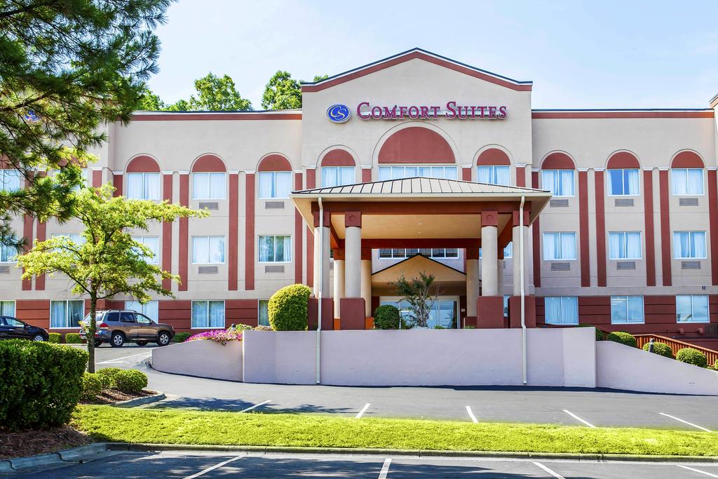 Comfort Suites Raleigh