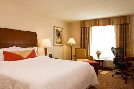 Hilton Garden Inn Auburn Riverwatch