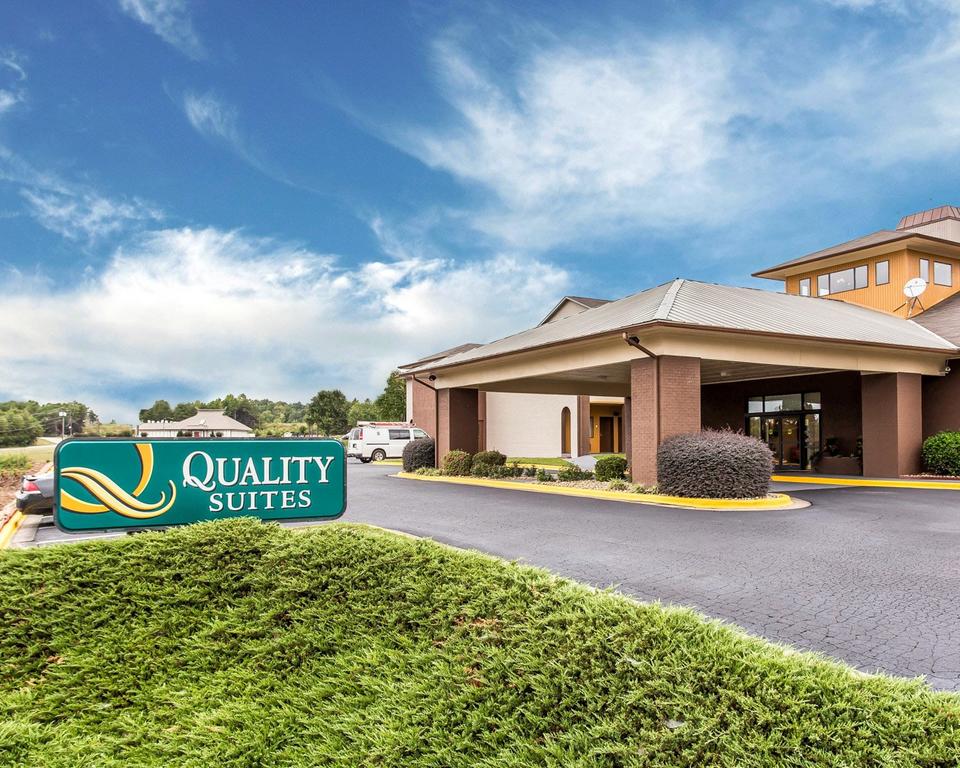 Quality Suites Hickory