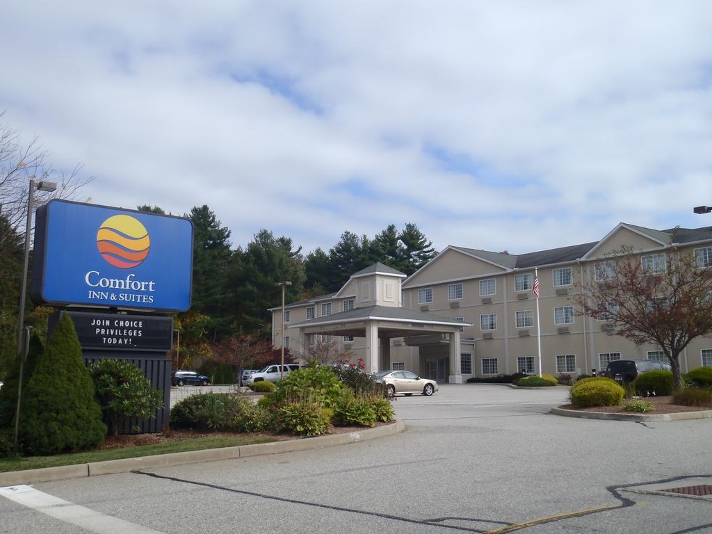 Comfort Inn and Suites Dayville