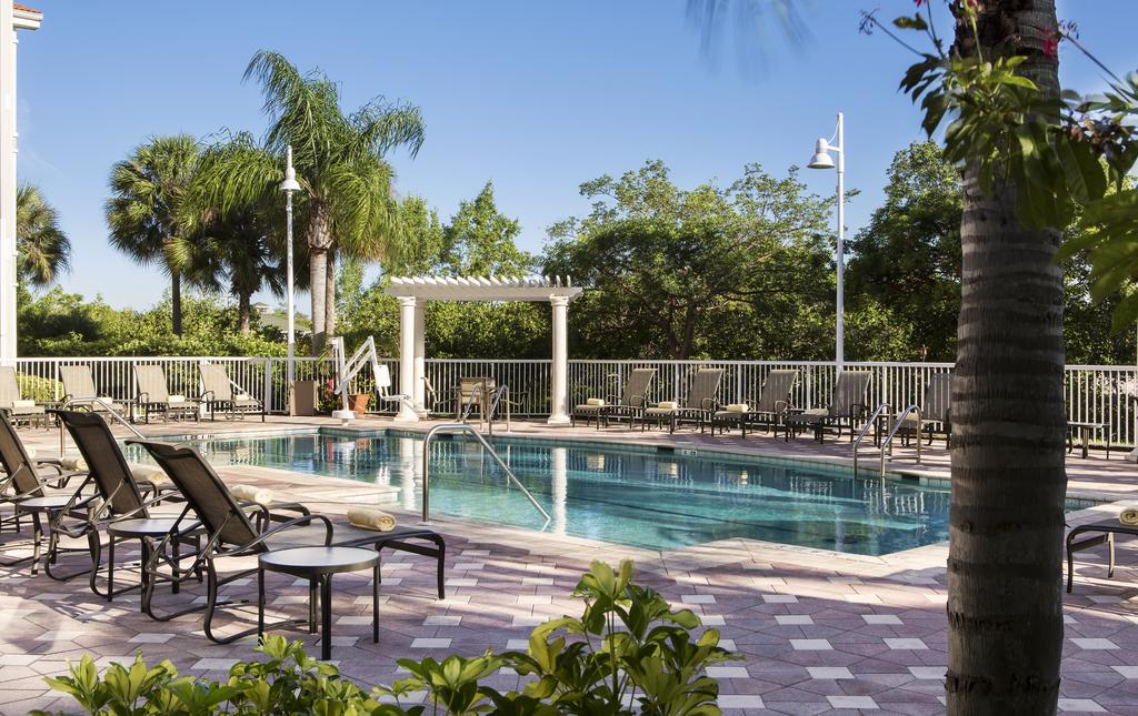 DoubleTree Suites by Hilton Naples