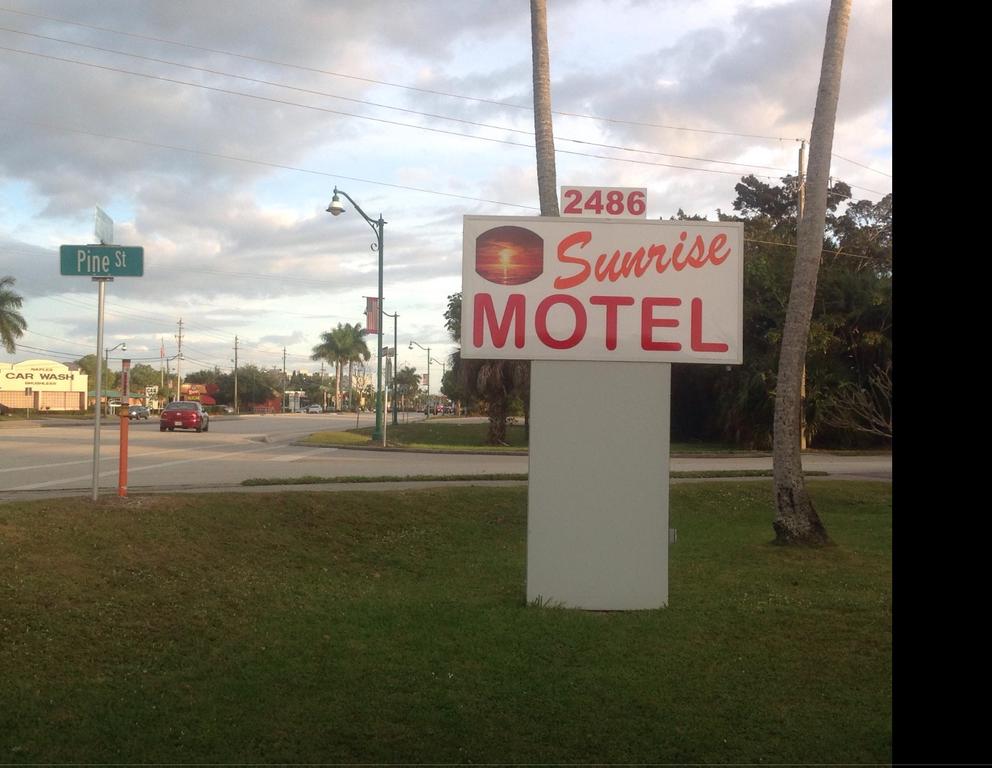 Sunrise Motel