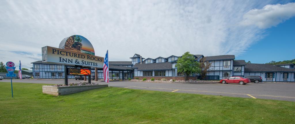 Pictured Rocks Inn and Suites