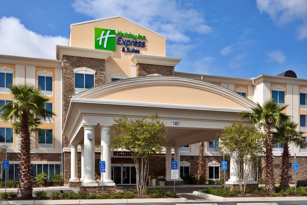 Holiday Inn Exp Stes Saraland