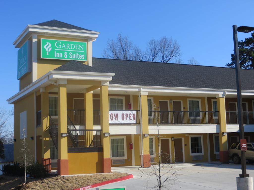 Garden Inn and Suites Little Rock